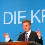Oettinger will deutschen Energieriesen wegen hoher Strompreise