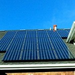 Solarförderung: Kauder will Ökostrom-Reform wegen hoher Stromkosten